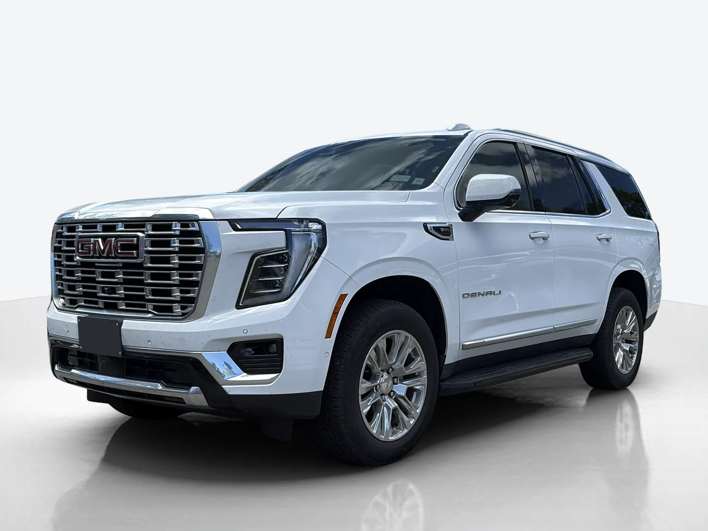 2025 GMC Yukon — image 1 of 8