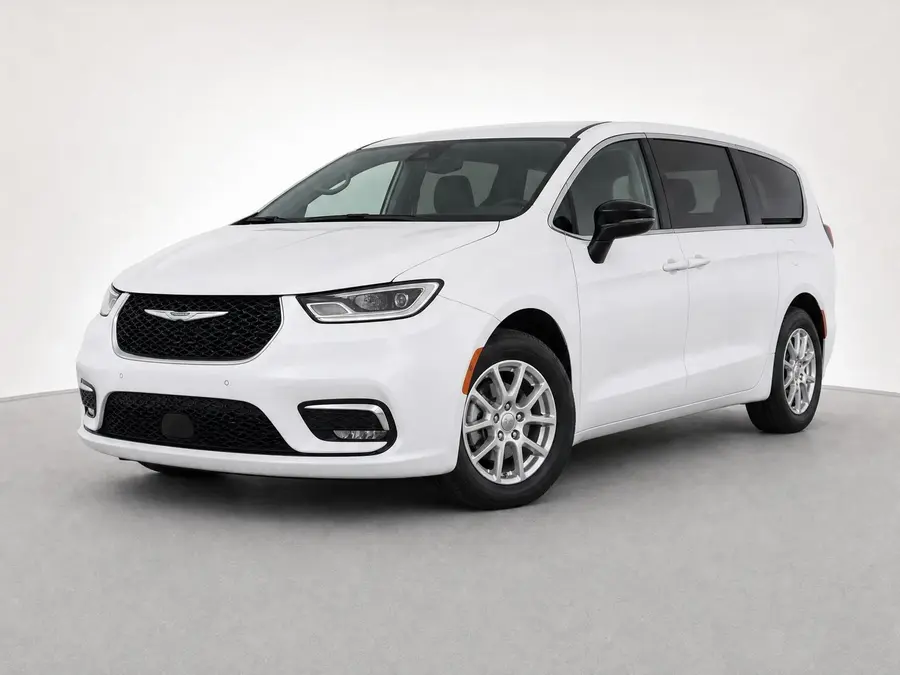 2026 Chrysler Pacifica — image 1 of 9