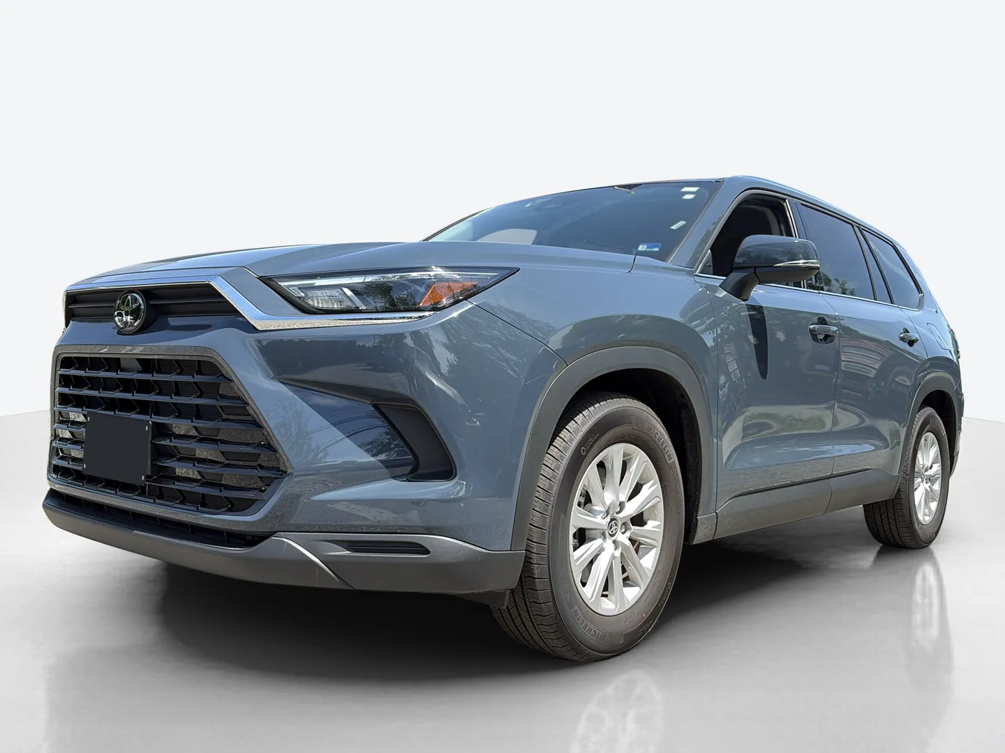 2026 Toyota Grand Highlander — image 1 of 8