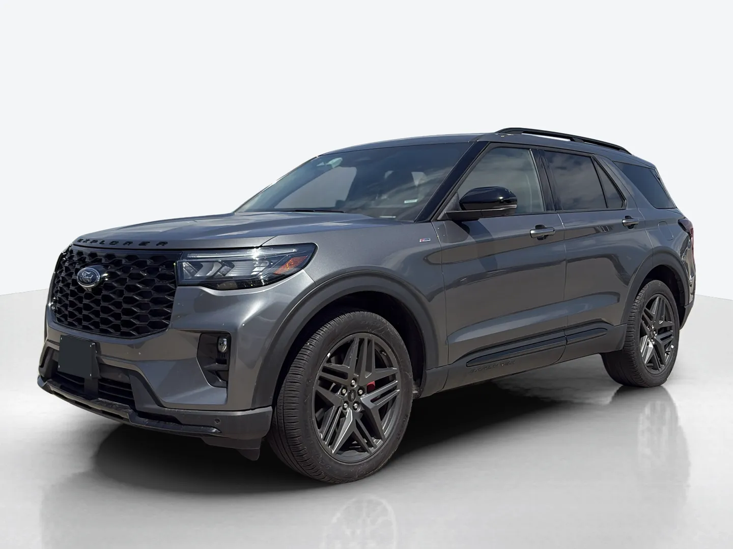 2025 Ford Explorer — image 1 of 8