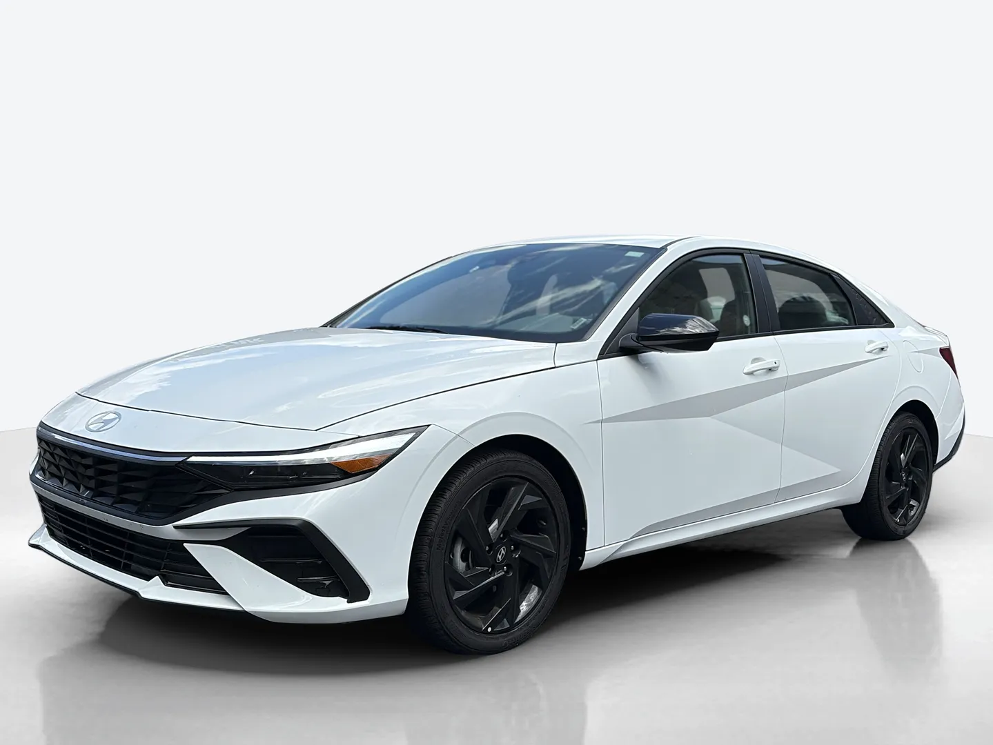2026 Hyundai Elantra — image 1 of 8