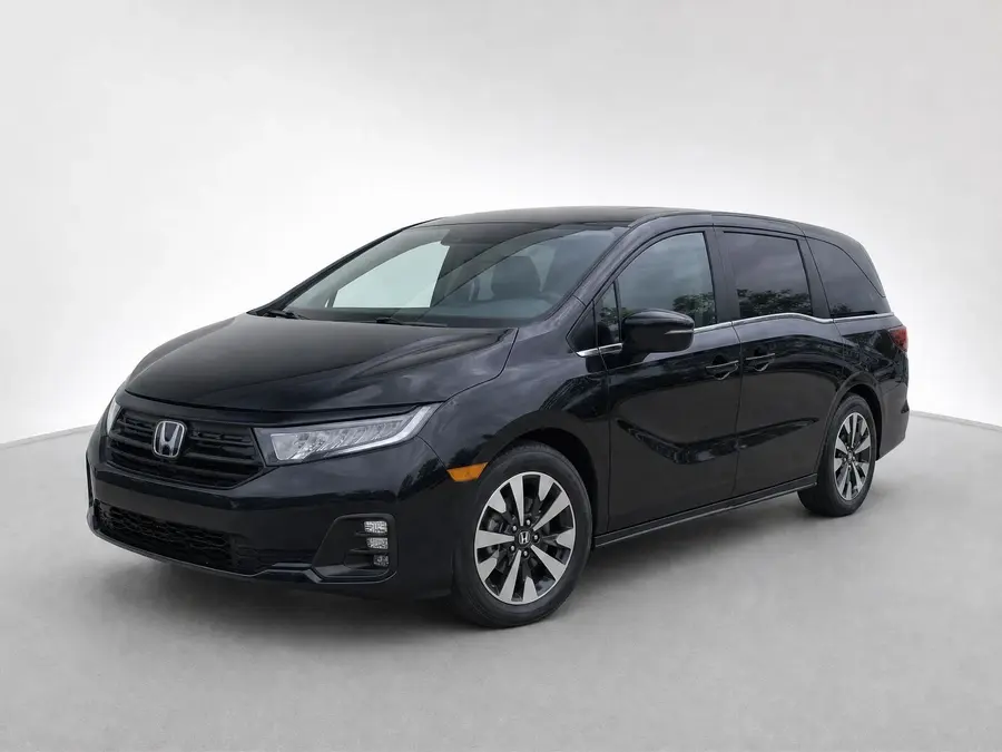 2026 Honda Odyssey — image 1 of 9