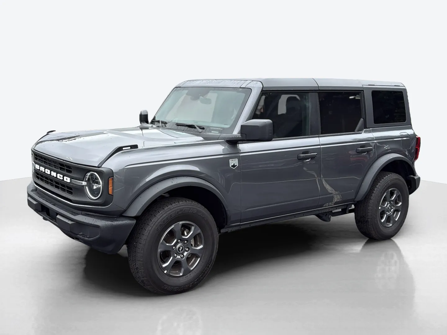 2025 Ford Bronco — image 1 of 8