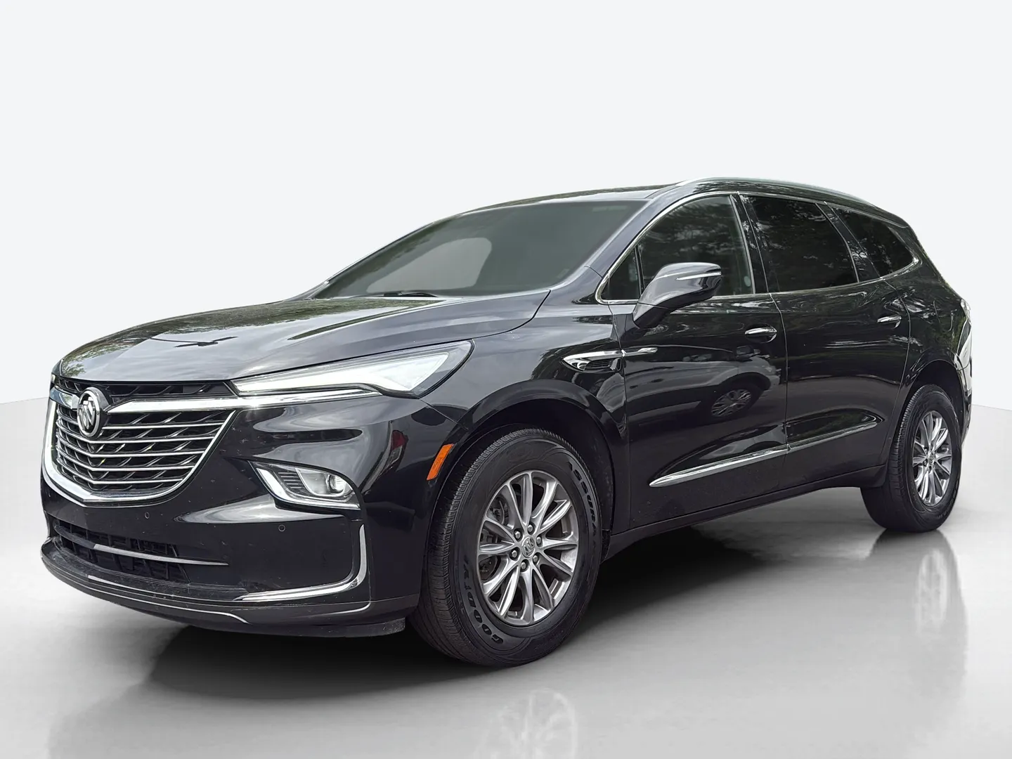 2024 Buick Enclave — image 1 of 8