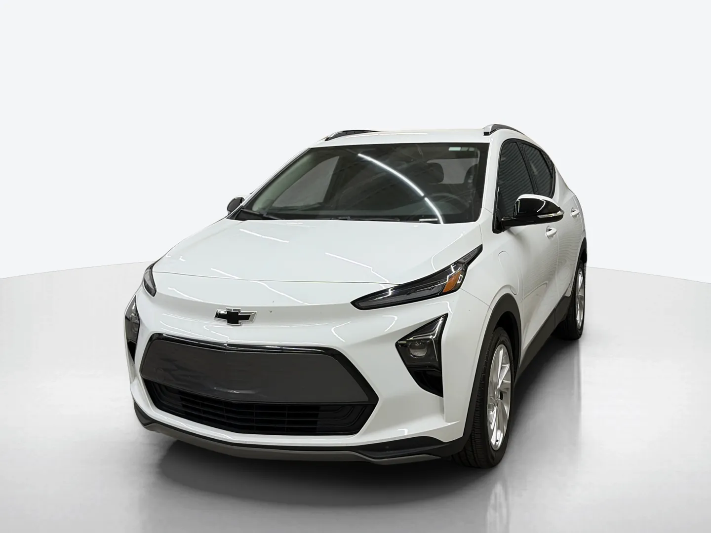 2023 Chevrolet Bolt EUV — image 1 of 8