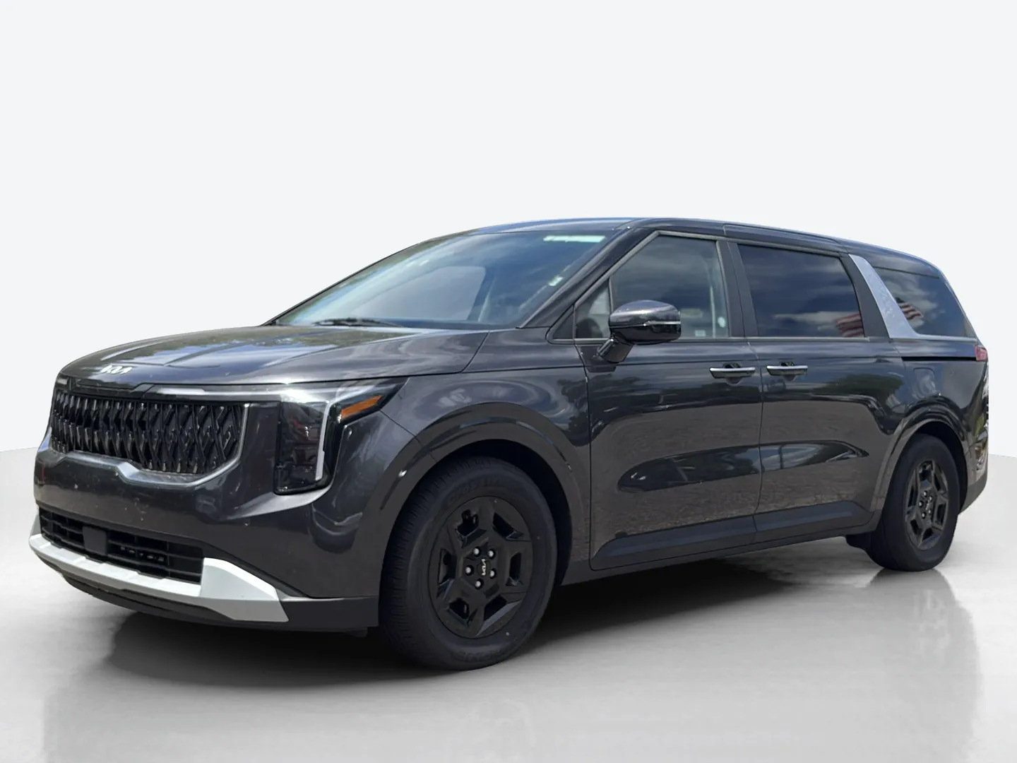 2025 Kia Carnival — image 1 of 8