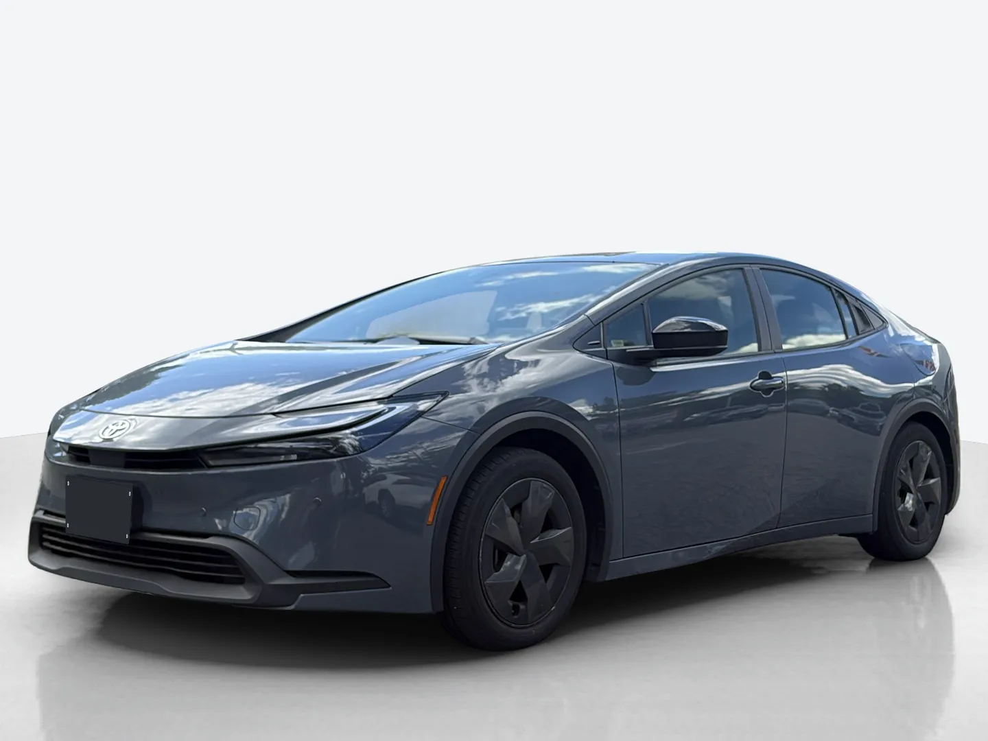 2025 Toyota Prius — image 1 of 8