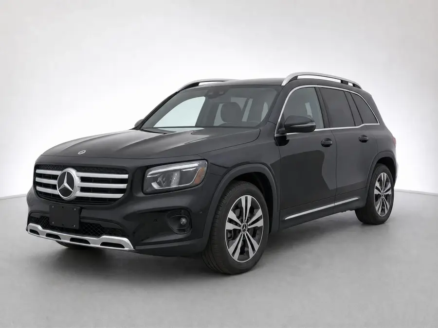 2025 Mercedes-Benz GLB — image 1 of 9