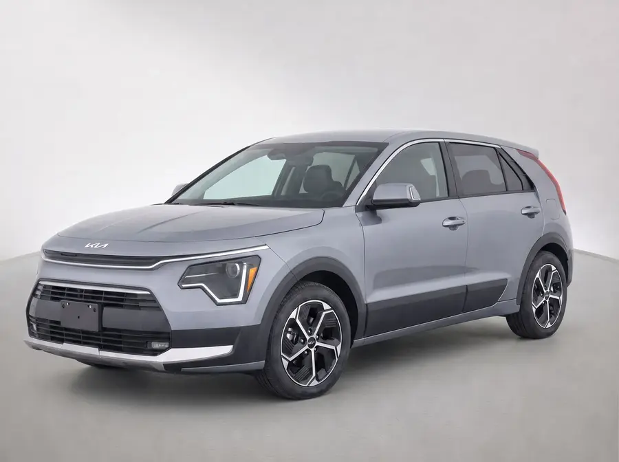 2025 Kia Niro — image 1 of 9