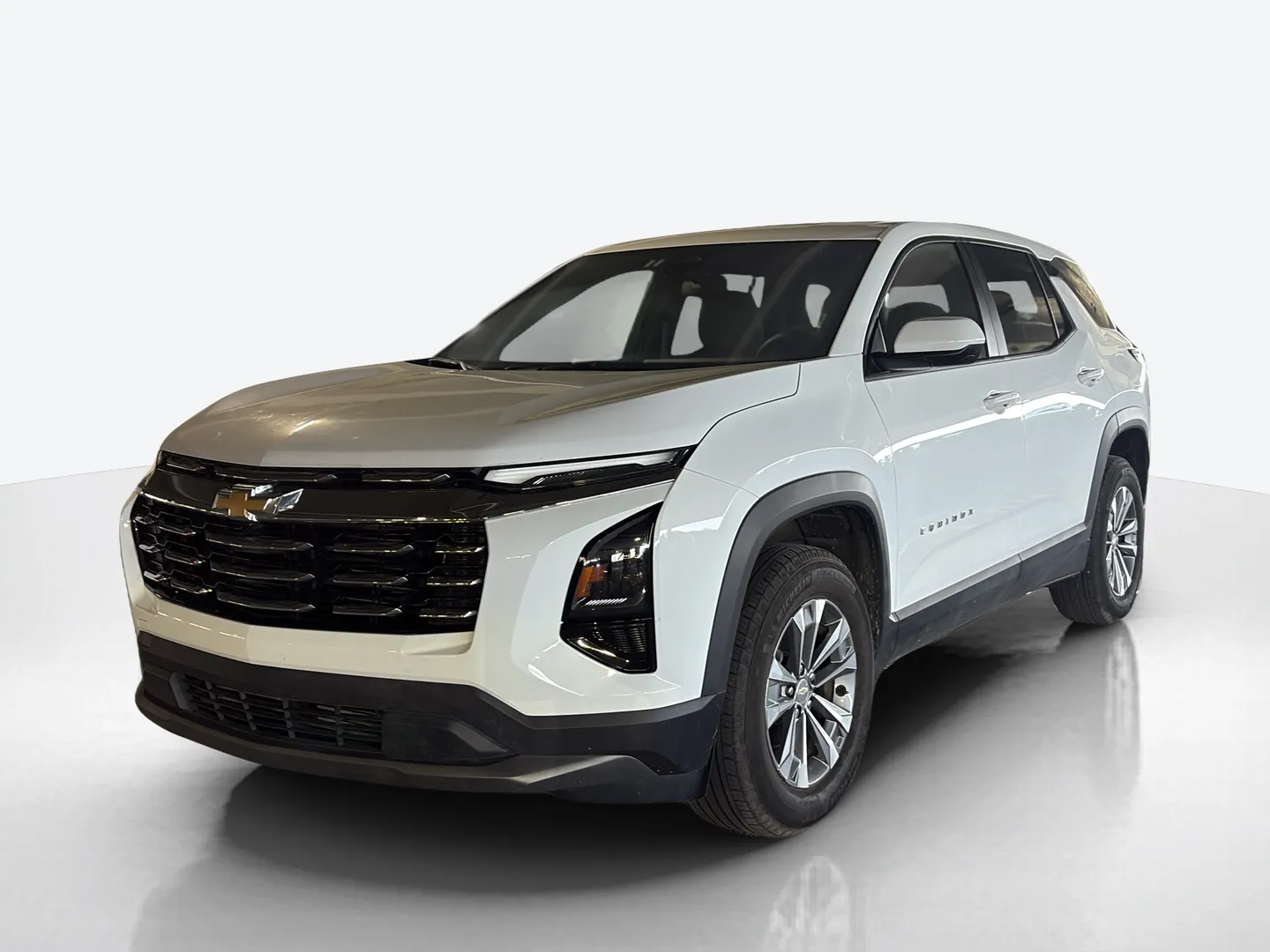 2025 Chevrolet Equinox — image 1 of 8