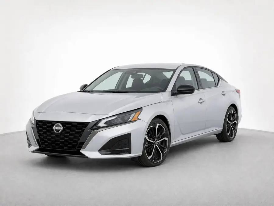 2025 Nissan Altima — image 1 of 9