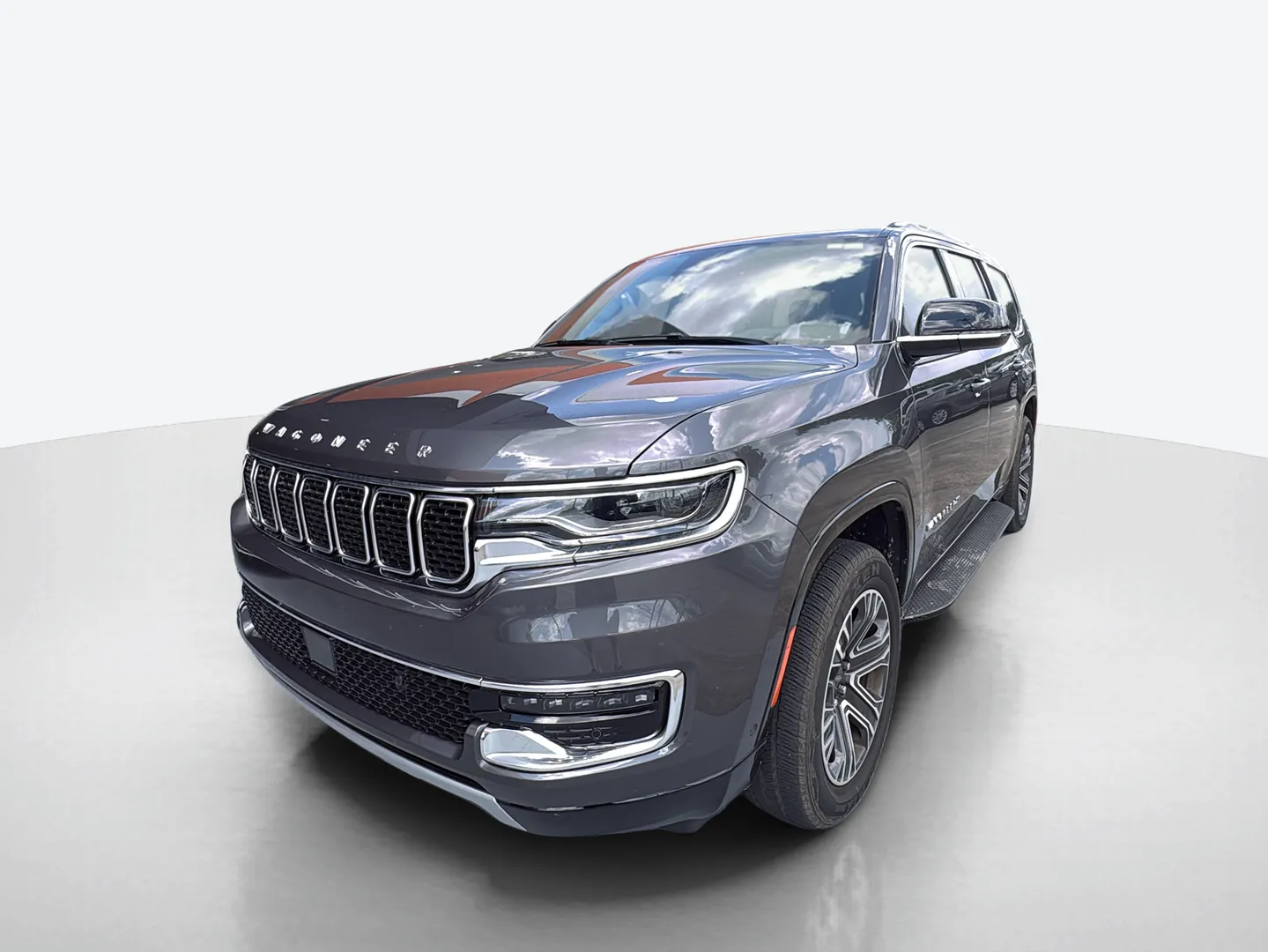 2025 Jeep Wagoneer — image 1 of 8