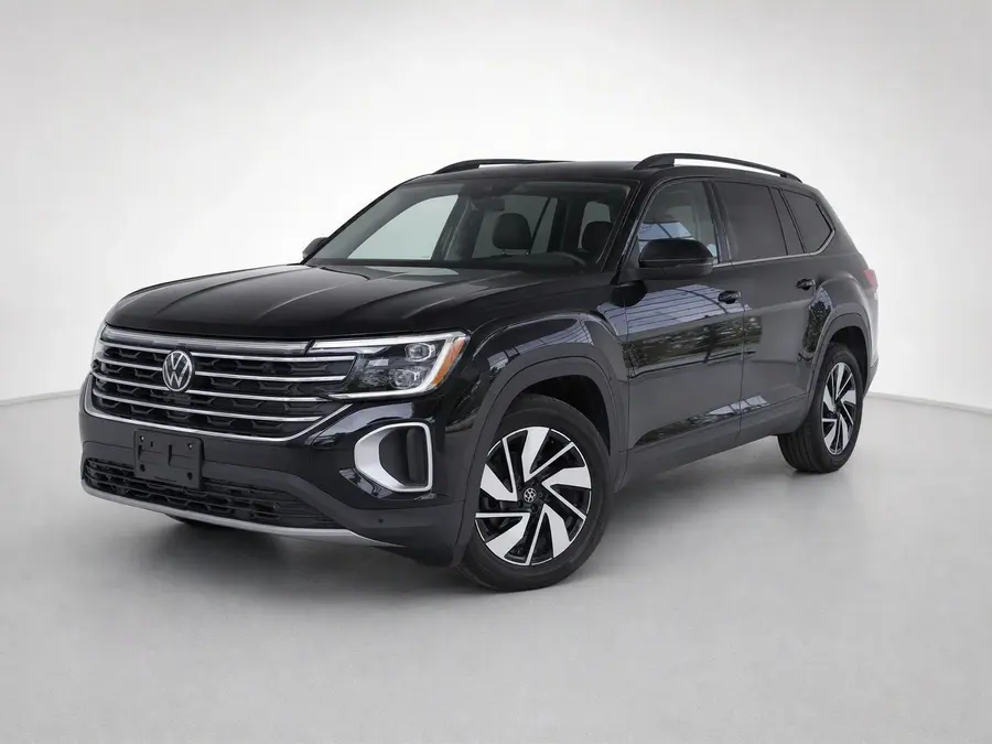 2025 Volkswagen Atlas — image 1 of 9