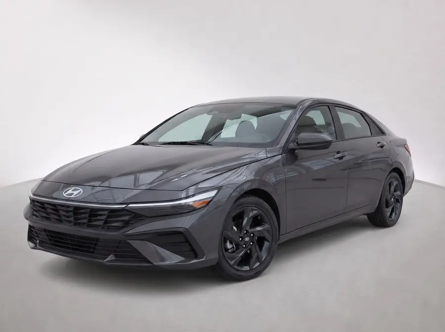 2026 Hyundai Elantra — image 1 of 9