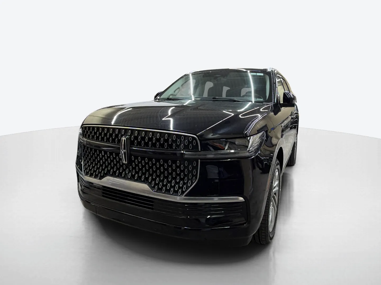 2026 Lincoln Navigator — image 1 of 8