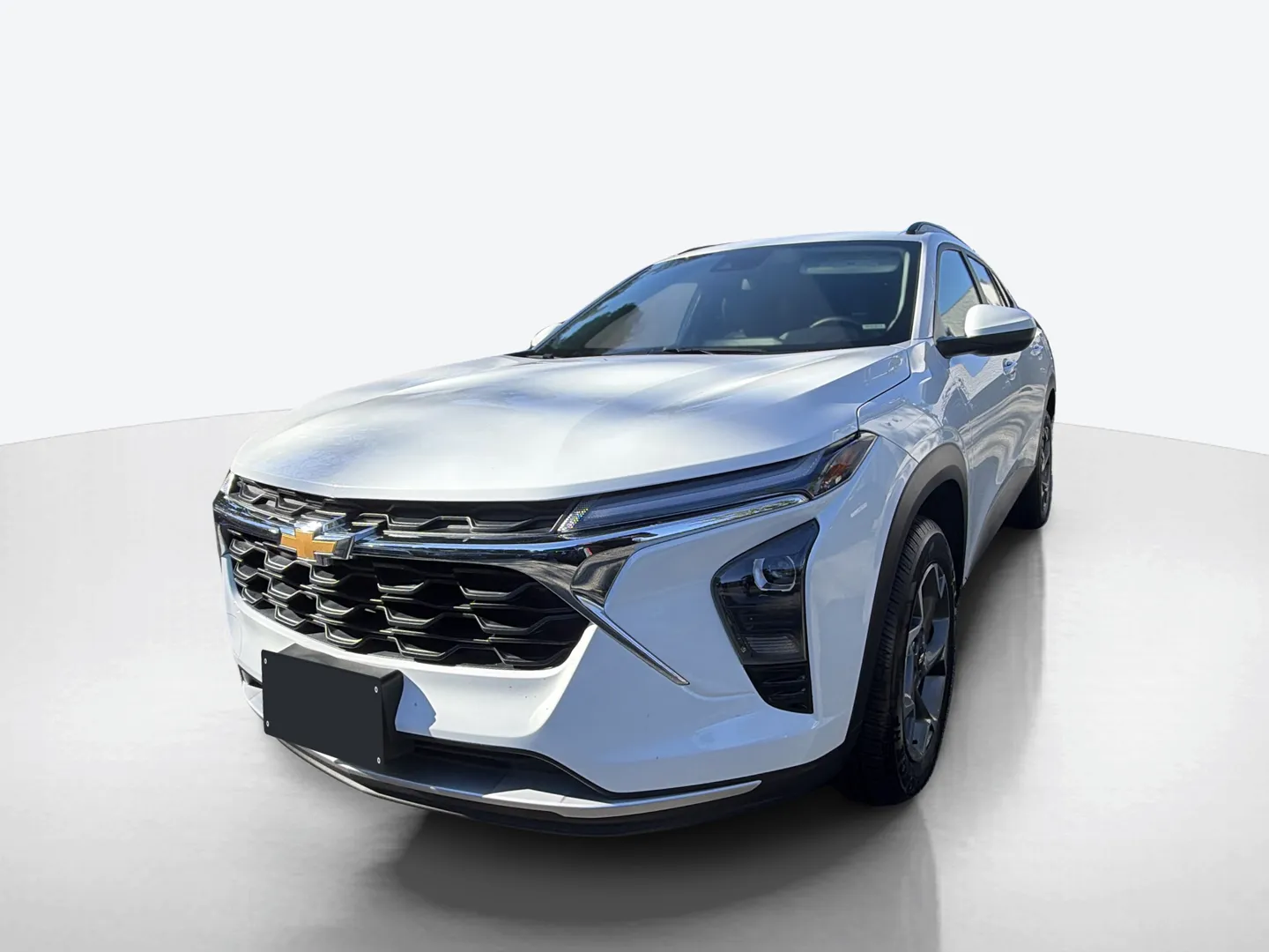 2025 Chevrolet Trax — image 1 of 8