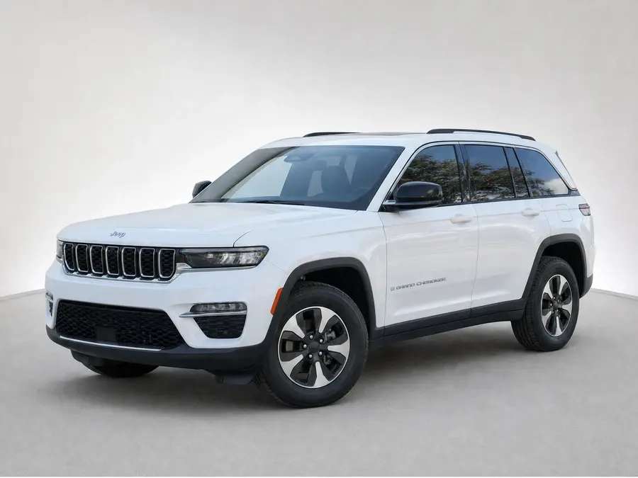 2025 Jeep Grand Cherokee 4xe — image 1 of 9