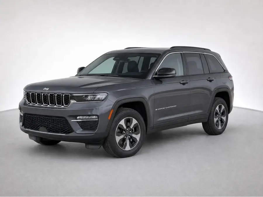 2025 Jeep Grand Cherokee 4xe — image 1 of 9