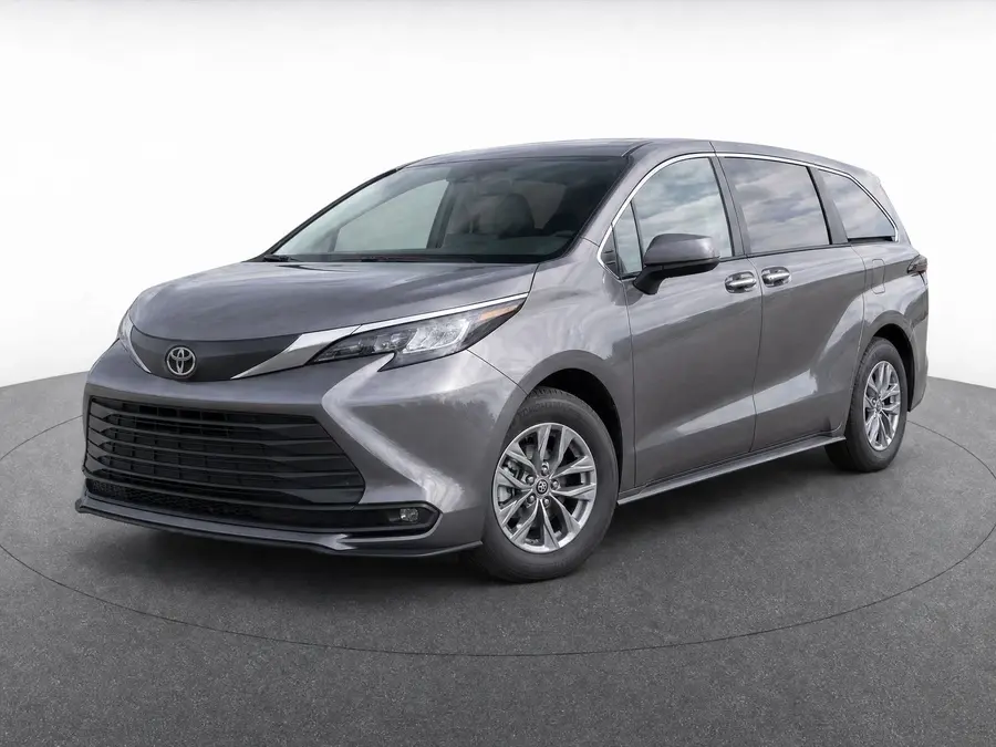 2026 Toyota Sienna — image 1 of 9