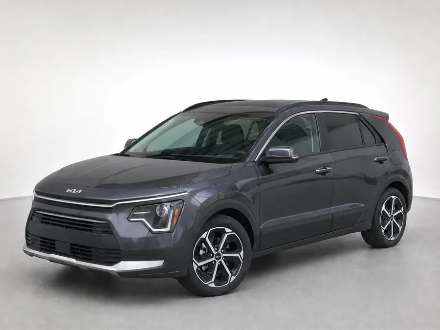 2025 Kia Niro — image 1 of 9