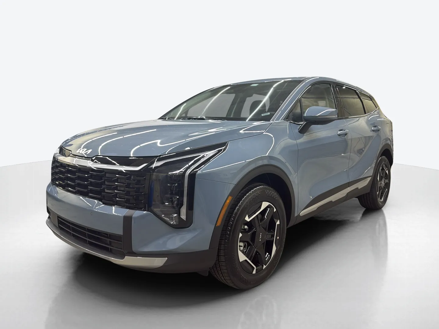 2027 Kia Sportage Hybrid — image 1 of 8