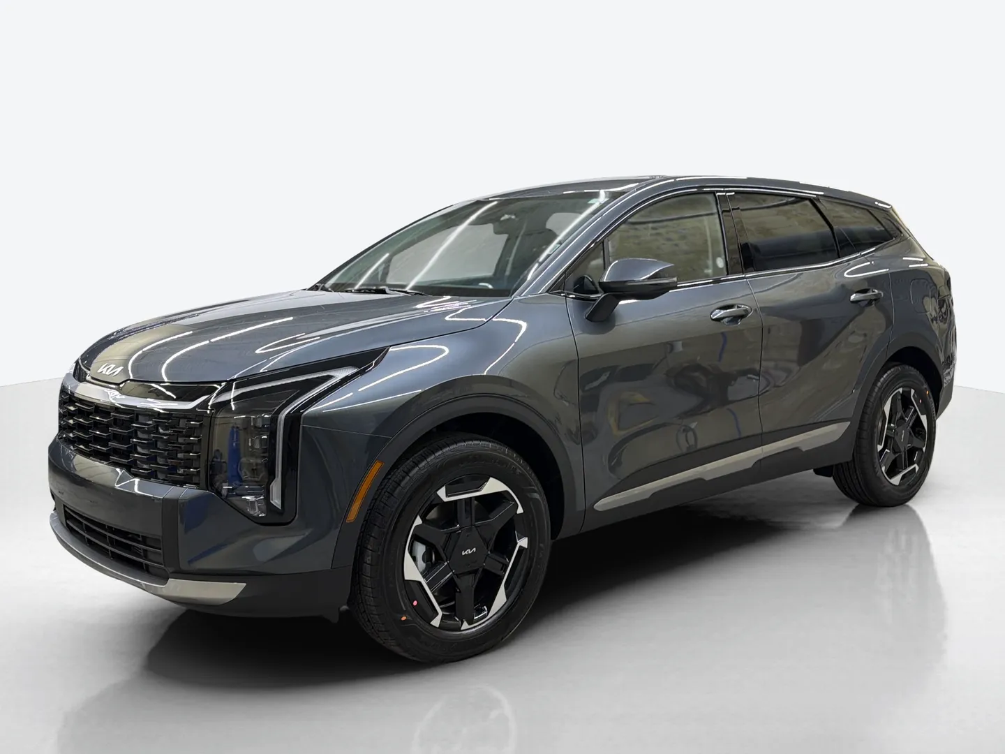 2027 Kia Sportage Hybrid — image 1 of 8