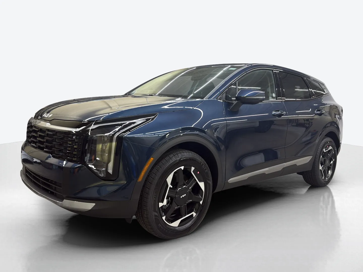 2027 Kia Sportage Hybrid — image 1 of 8