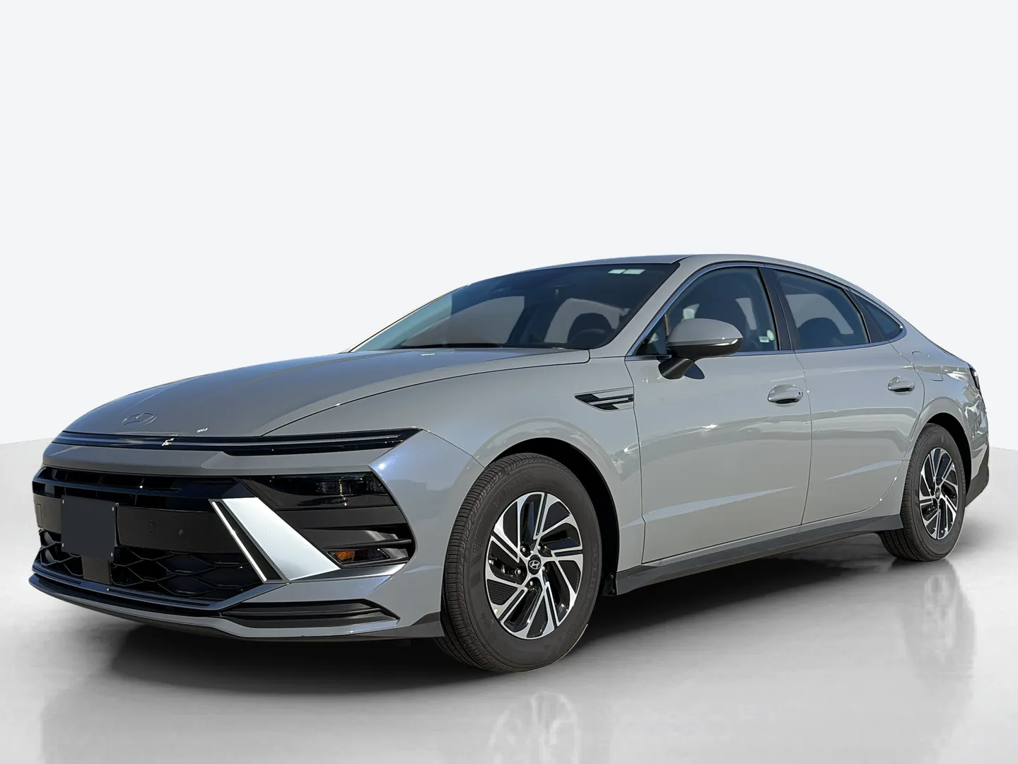 2026 Hyundai Sonata Hybrid — image 1 of 8