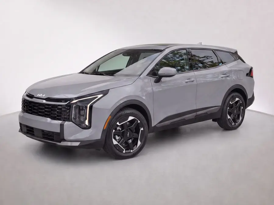 2027 Kia Sportage Hybrid — image 1 of 9