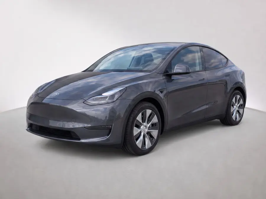 2023 Tesla Model Y — image 1 of 9
