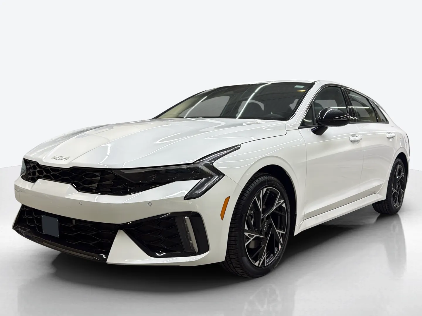 2027 Kia K5 — image 1 of 8