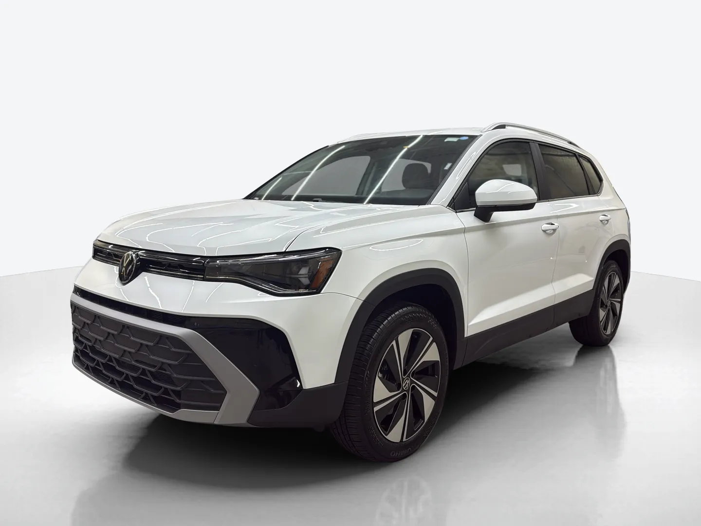 2027 Volkswagen Taos — image 1 of 8
