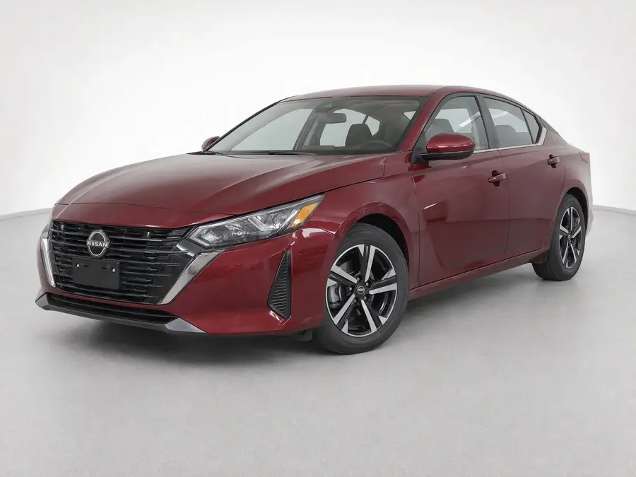 2025 Nissan Sentra — image 1 of 9