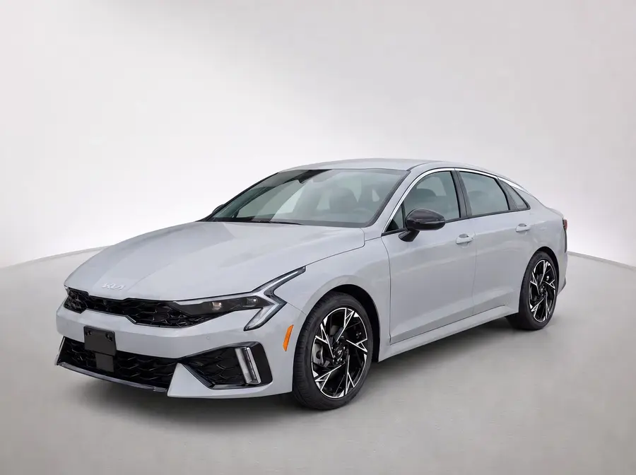 2027 Kia K5 — image 1 of 9