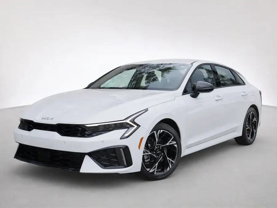 2027 Kia K5 — image 1 of 9