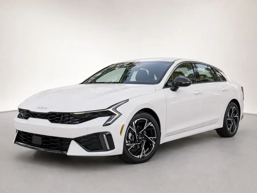 2027 Kia K5 — image 1 of 9