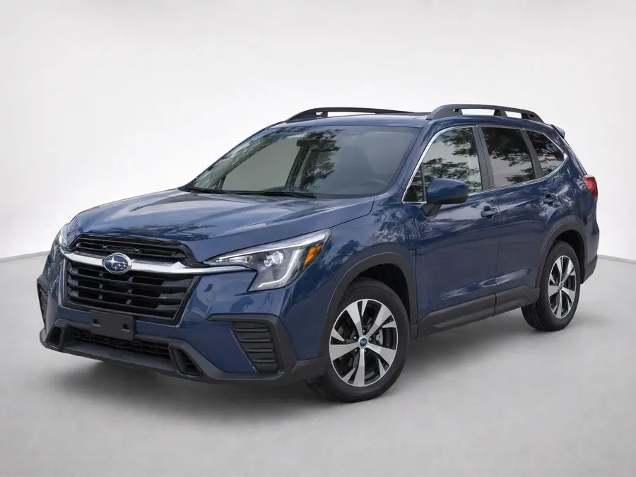 2025 Subaru Ascent — image 1 of 9