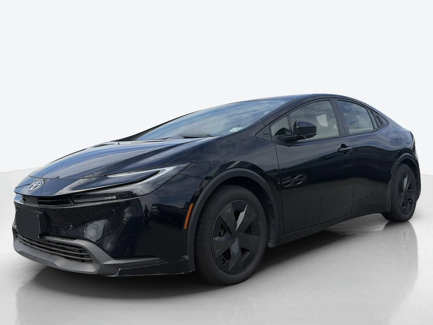 2025 Toyota Prius — image 1 of 8
