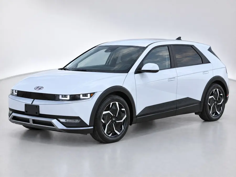 2023 Hyundai IONIQ 5 — image 1 of 9