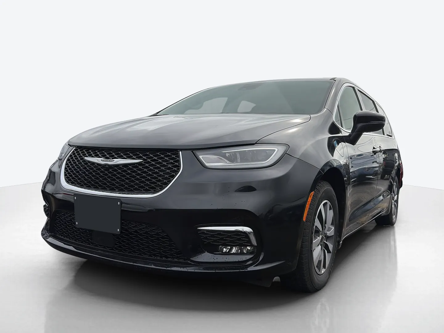 2023 Chrysler Pacifica — image 1 of 8