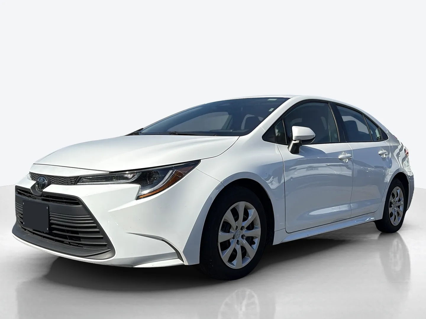 2025 Toyota Corolla — image 1 of 8