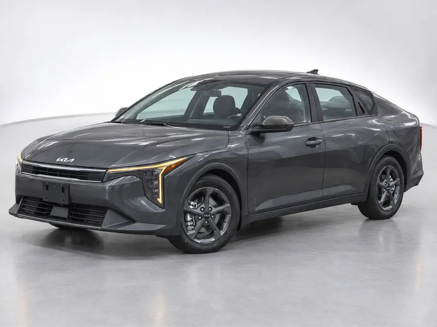 2027 Kia K4 — image 1 of 9