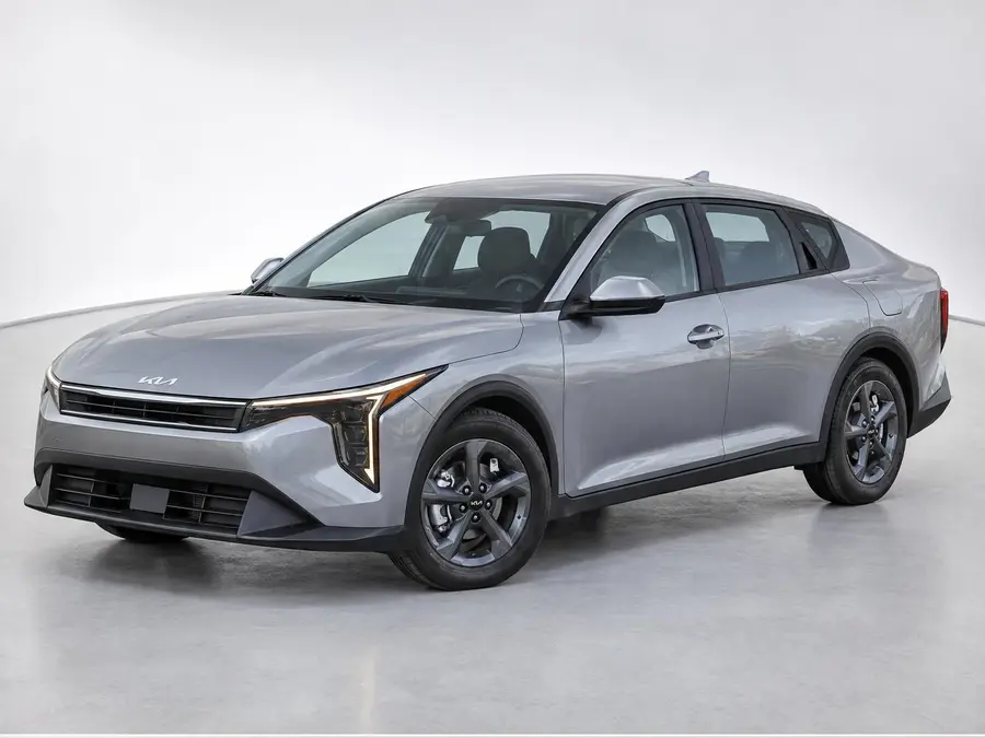 2027 Kia K4 — image 1 of 9