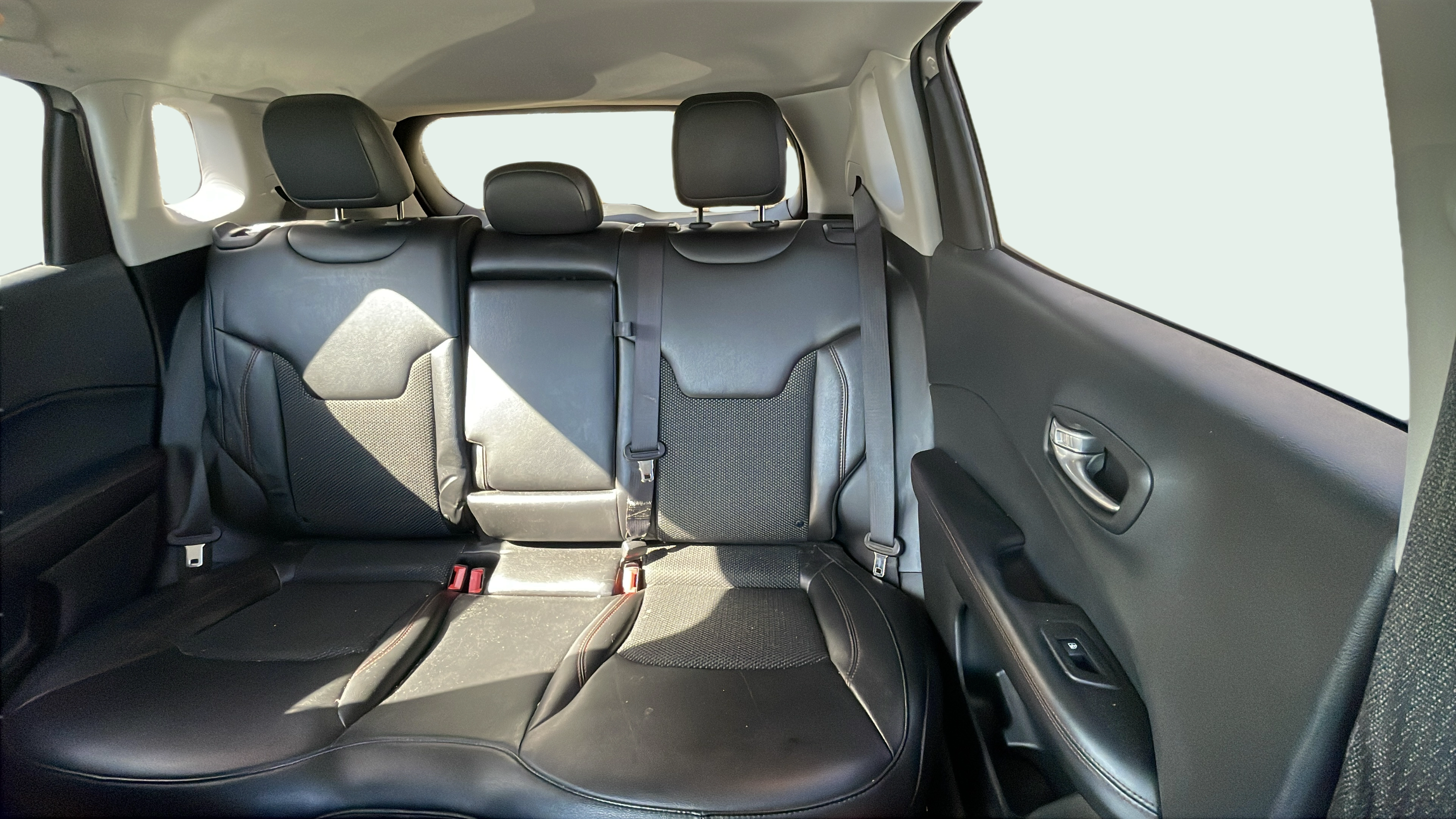 Vehicle interior 360 preview