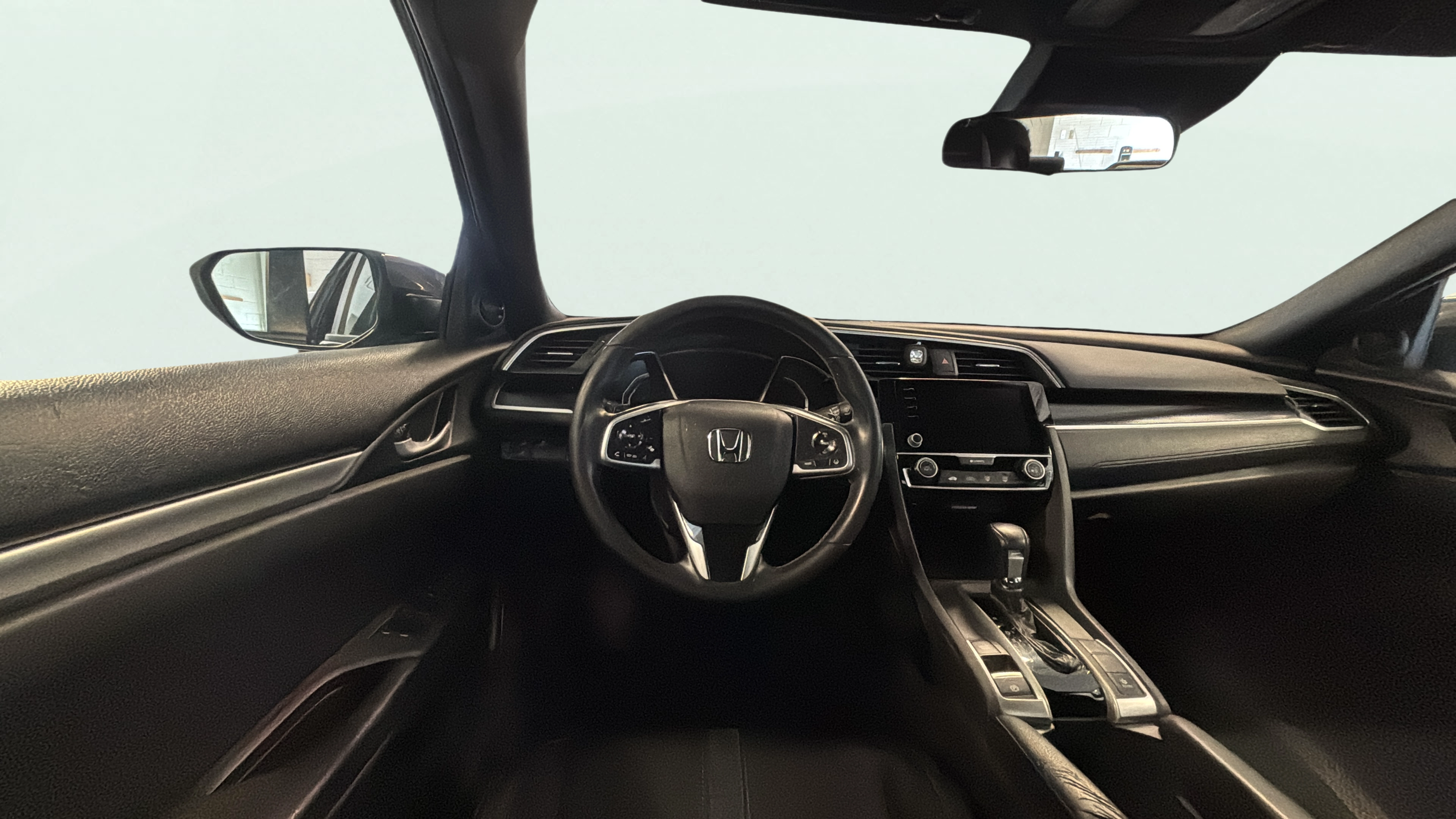 Vehicle interior 360 preview