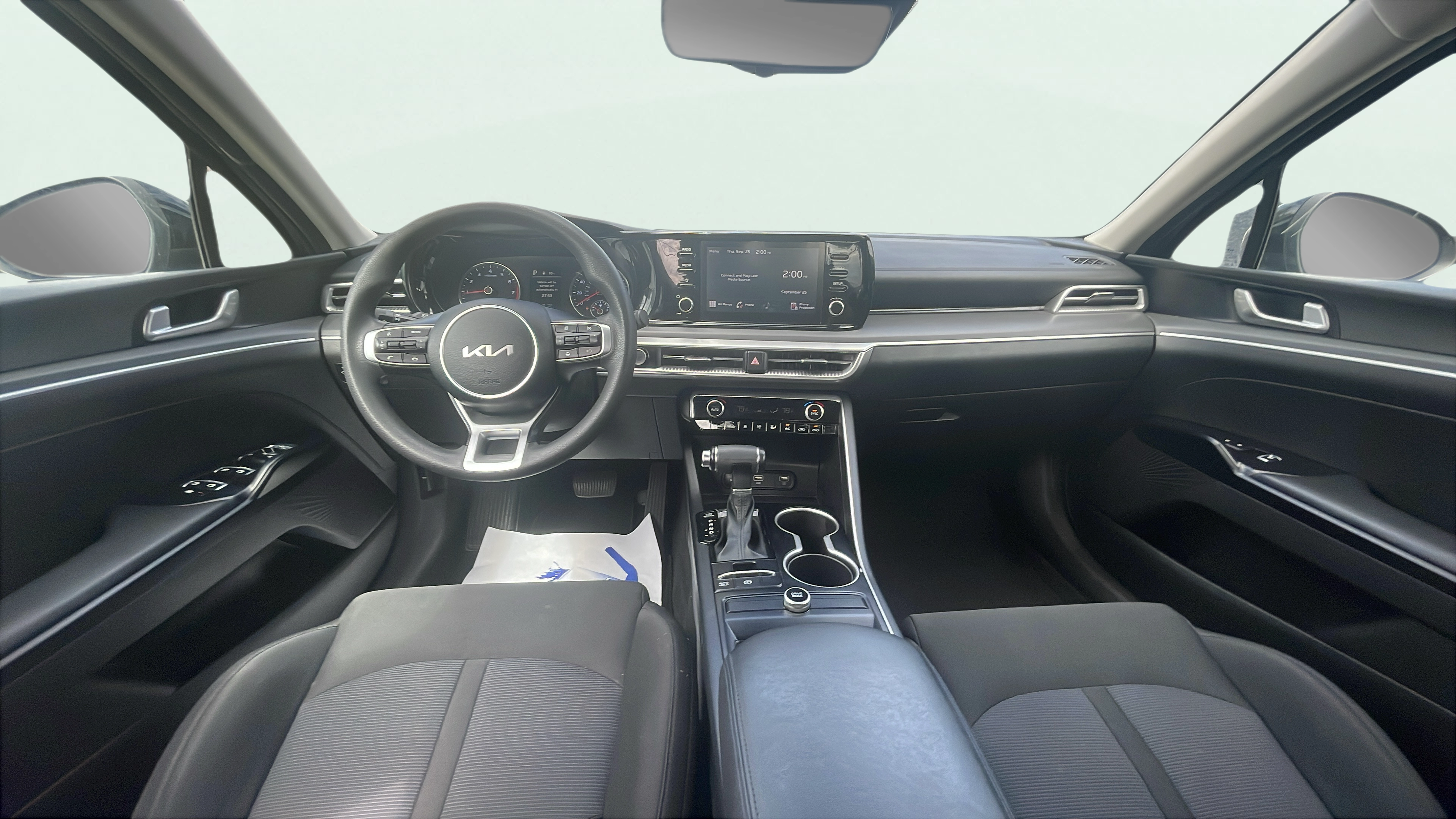 Vehicle interior 360 preview