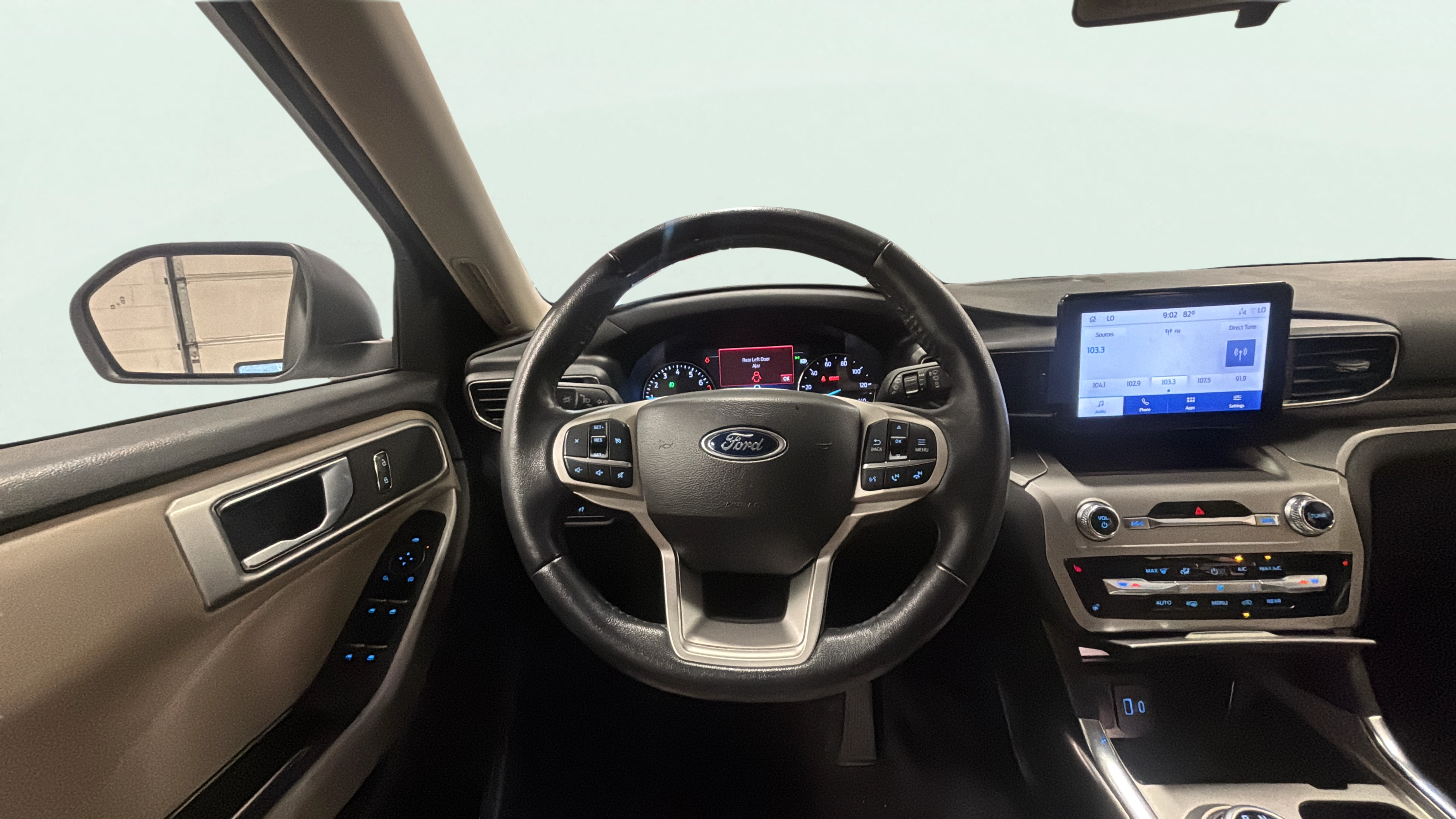 Vehicle interior 1