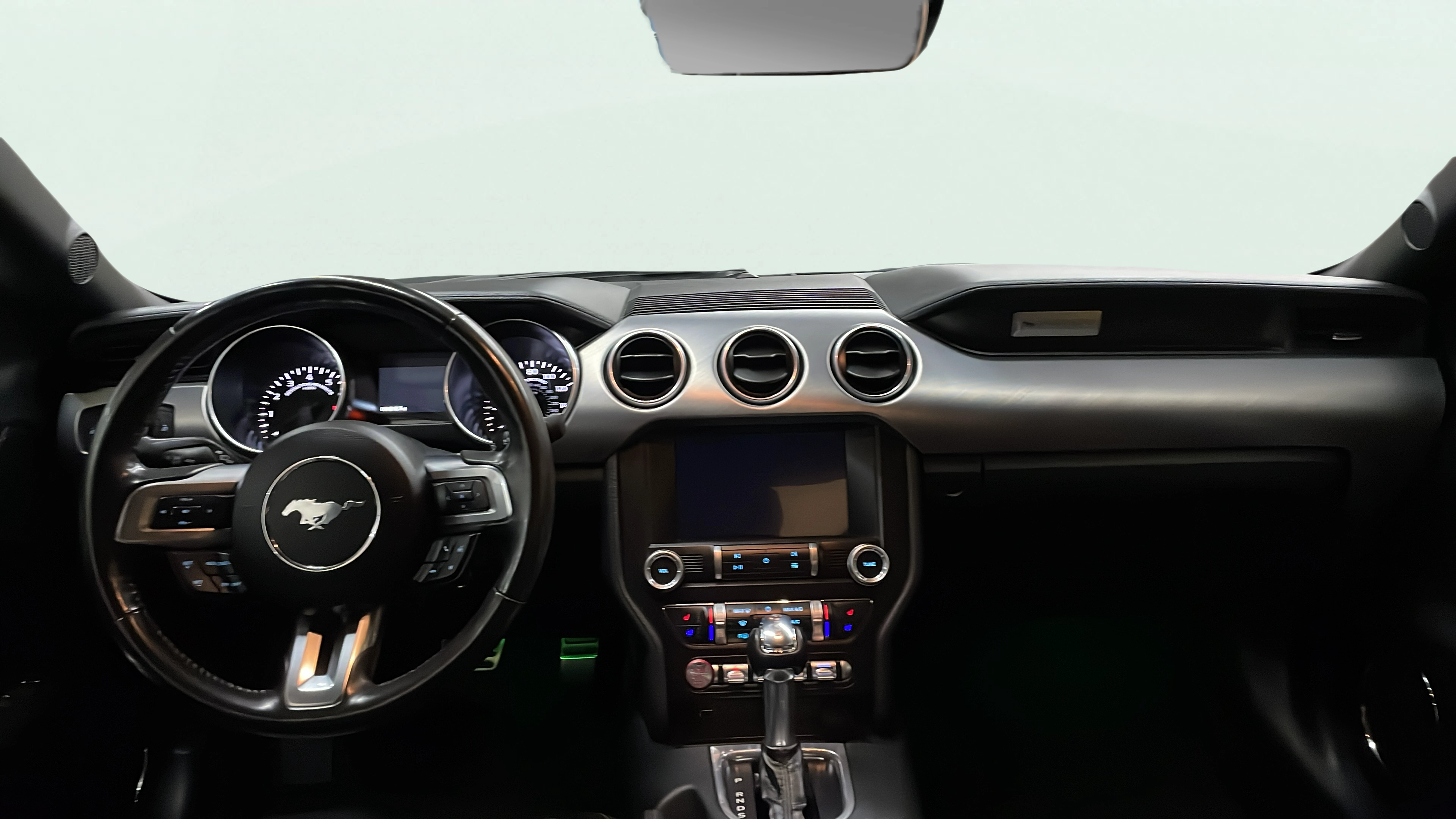 Vehicle interior 360 preview